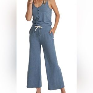 Vuori Falls Jumpsuit like new. Size xs.